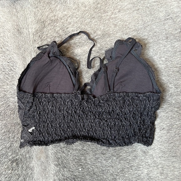Yahada - Charcoal Gray Bralette - Picture 2 of 4